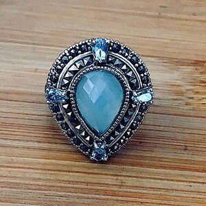 $78  Fashion Estate Ring  Sterling Silver  Size 9  Marked NF 925 THAILAND